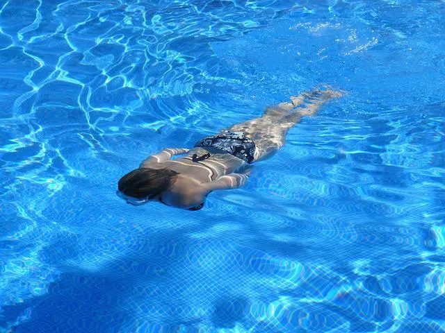 Zajęcia w wodzie –  czym jest aquacycling?